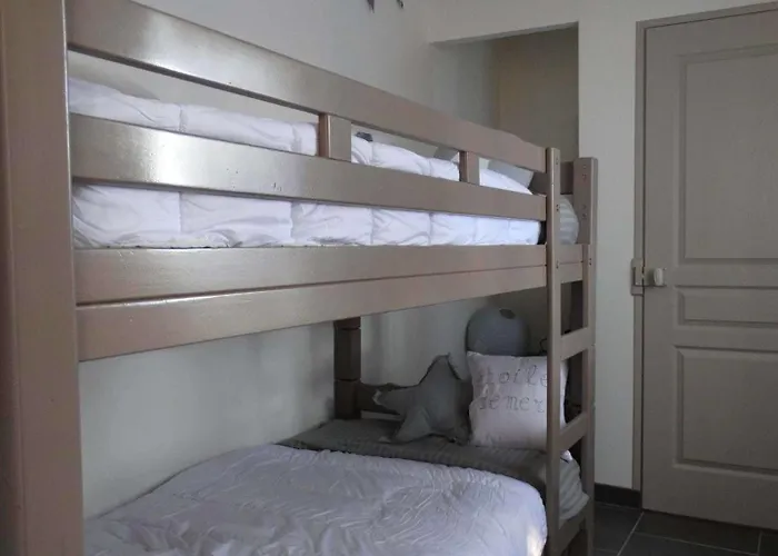 Galet Gilles Croix De Vie فيلة *